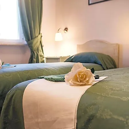 Nonna Loreta Bed & Breakfast 3*